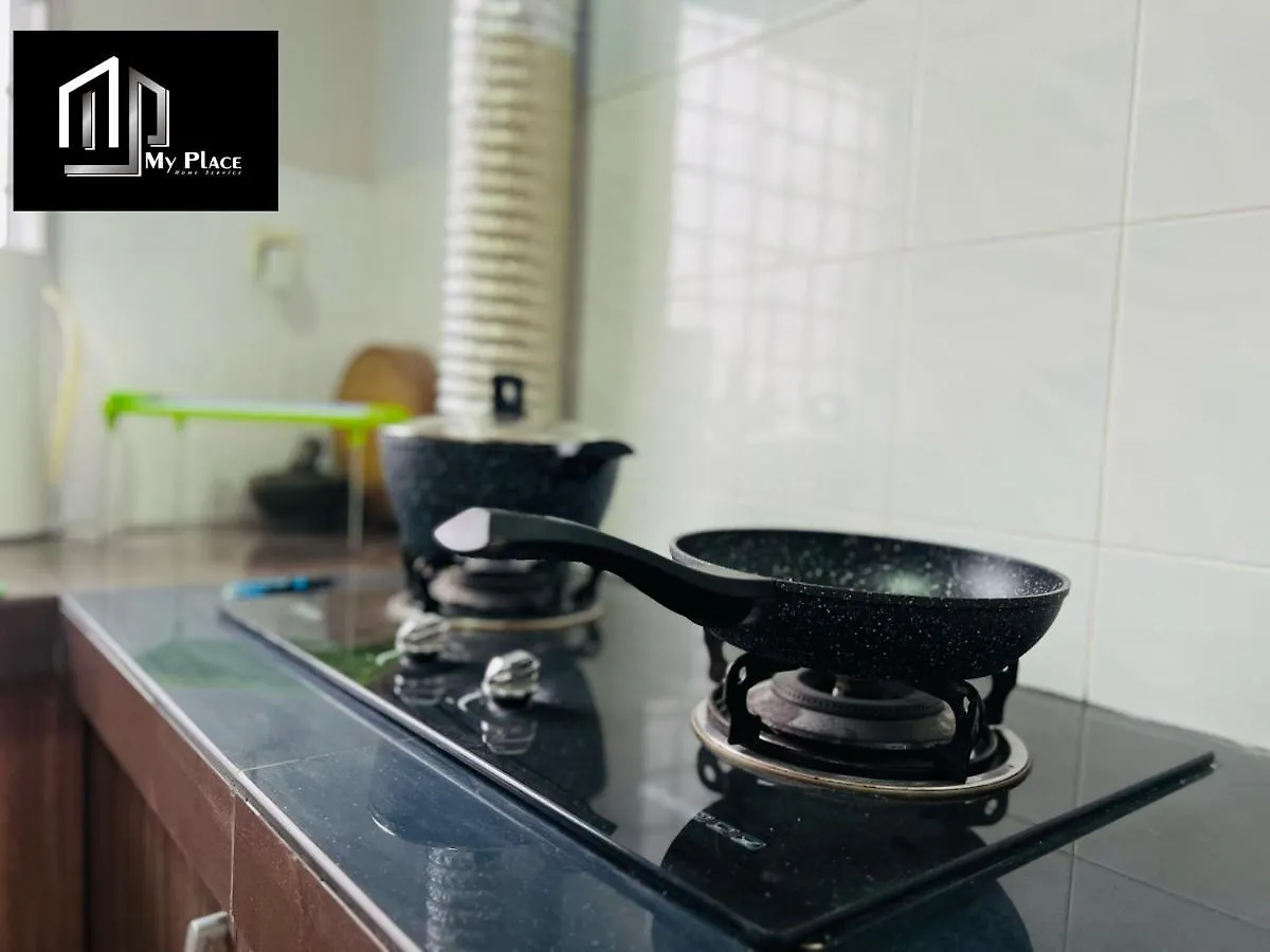 2 Storey 5Br 16Pax Semabok Taman Cheng Ho, 3 By Myplace Malacca Malaysia