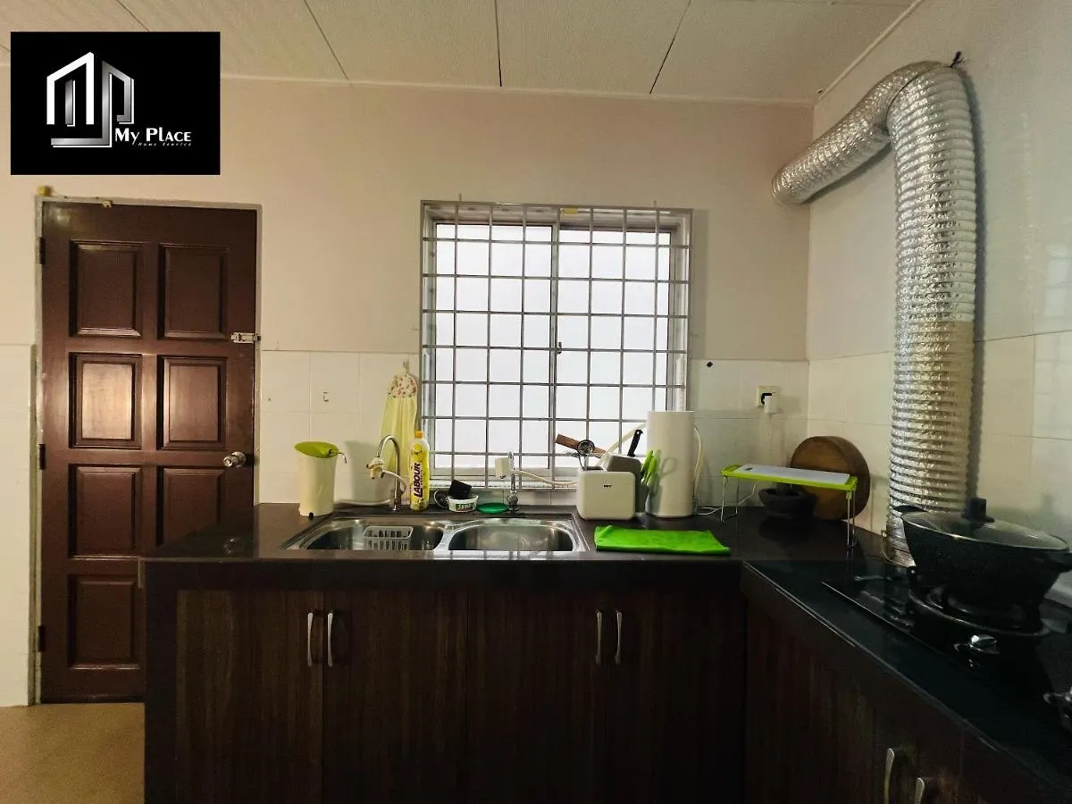 2 Storey 5Br 16Pax Semabok Taman Cheng Ho, 3 By Myplace Malacca