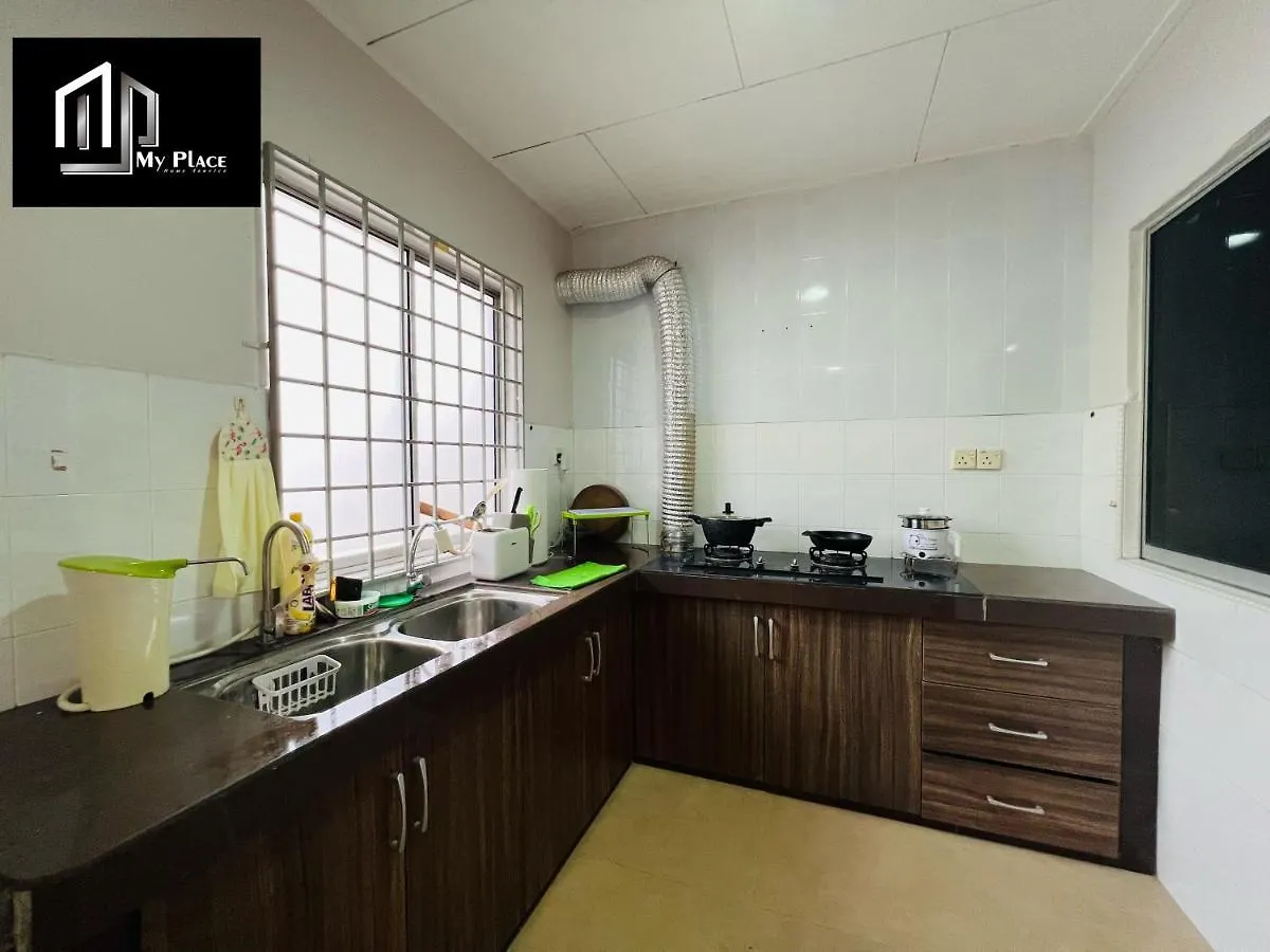 Holiday home 2 Storey 5Br 16Pax Semabok Taman Cheng Ho, 3 By Myplace Malacca